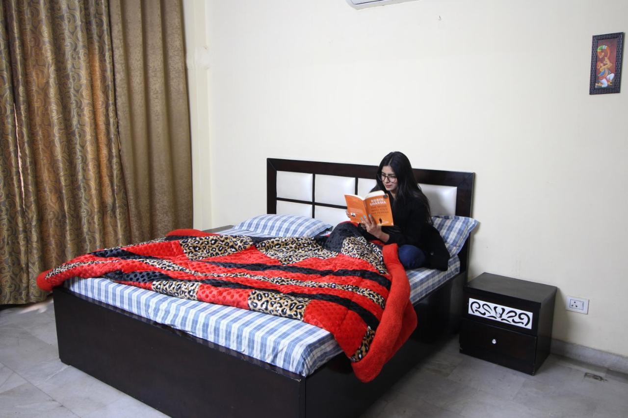 The Desire Hostel New Delhi Luaran gambar